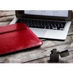 Rankų darbo odinis raudonas dėklas tinkantis MacBook Pro 15 TouchBar